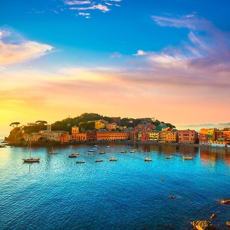 021 - Casa Ponente Con Terrazzo - Centro Citta, Carruggio E Mare Baia Del Silenzio A 500 M Lägenhet Sestri Levante Exteriör bild